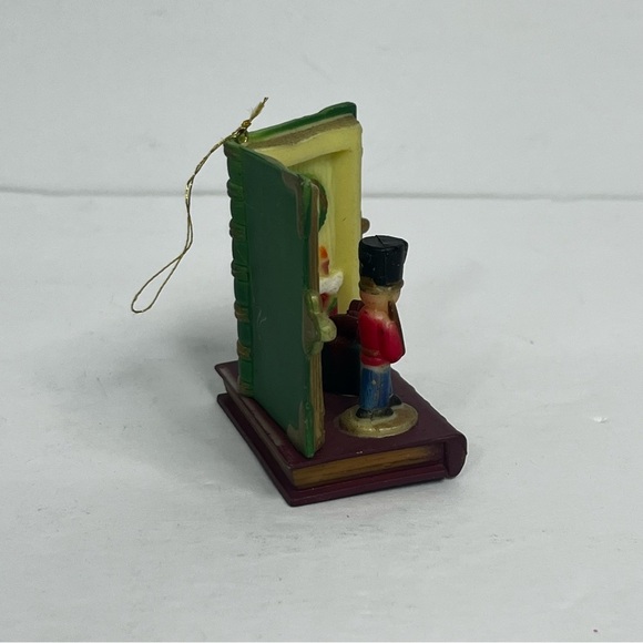 vintage christmas the night before christmas plastic book ornament toy soldier - Picture 3 of 6